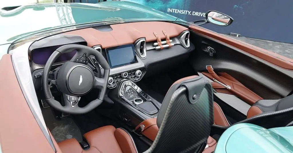 Aston Martin DBR22 Interior