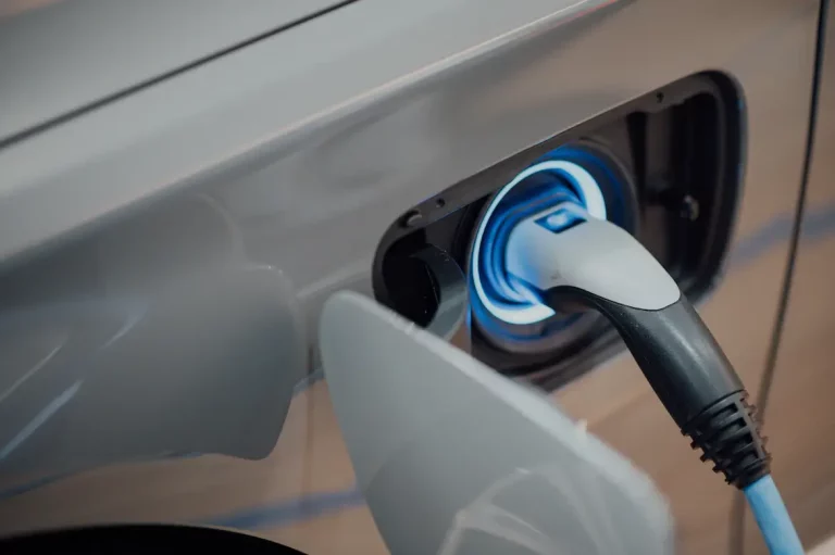 Future of Electric Vehicles | Guide to the EV Revolution 
