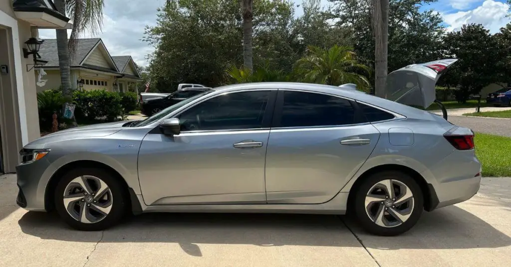 2020 honda insight hybrid with the trunk lid open